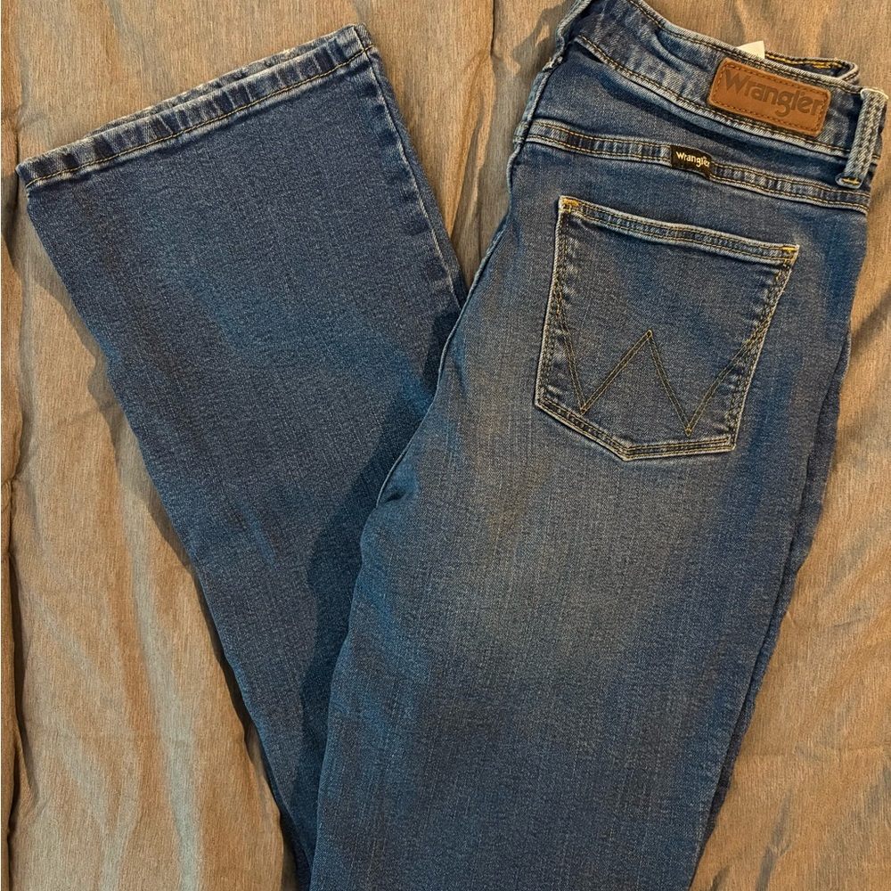 Wrangler Blue Boot Cut Jeans Classic Style